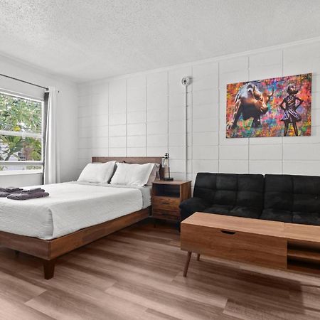 Modern Downtown St Petersburg Studio Pet-Friendly Affordable! Extérieur photo